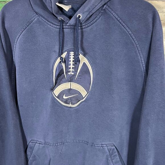 Vintage Nike Hoodie - Picture 4 of 8